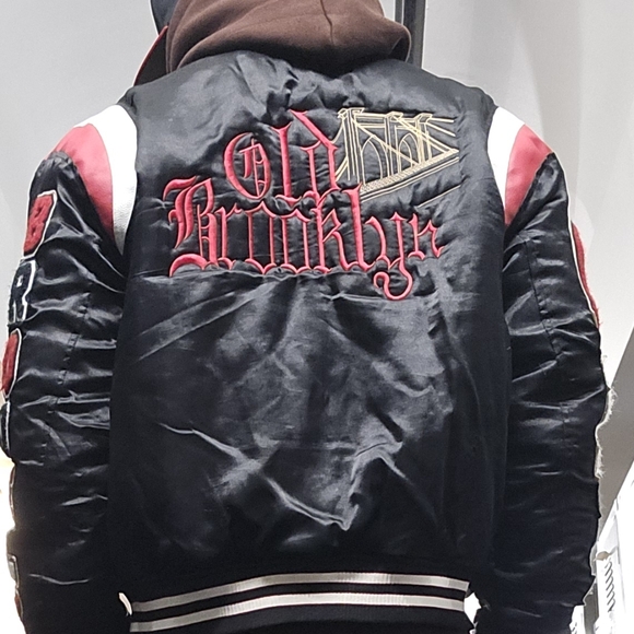 Jumpsuit snapback hats - Picture 2 of 8